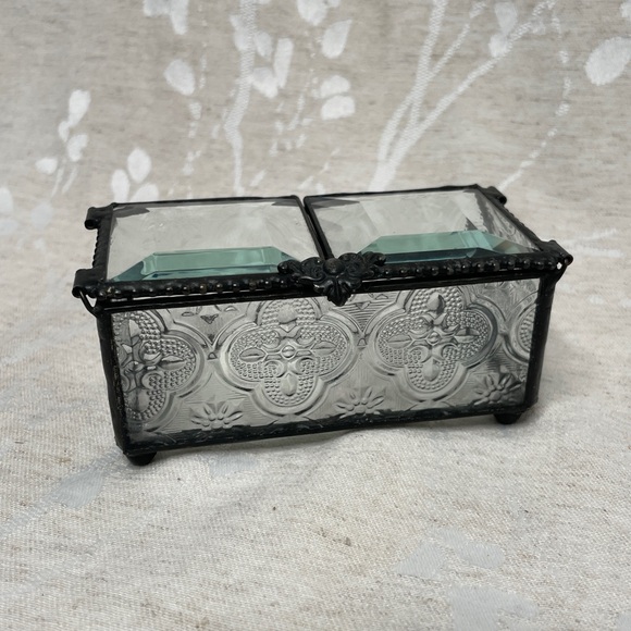 J Devlin iridescent clear glass jewelry trinket box - Picture 2 of 8